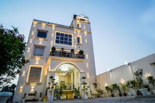 aryavarta hotel