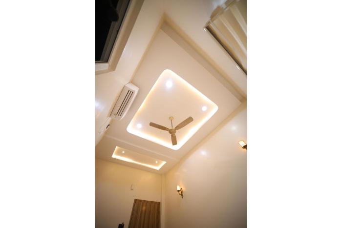 aryavarta hotel