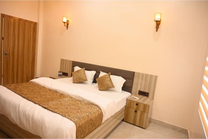 aryavarta hotel