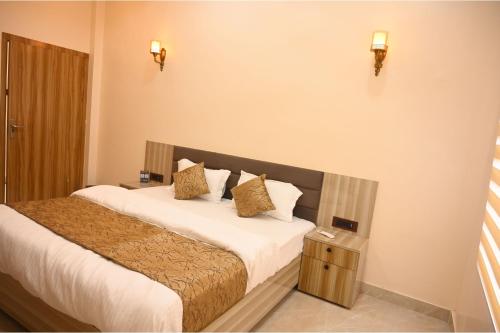 aryavarta hotel