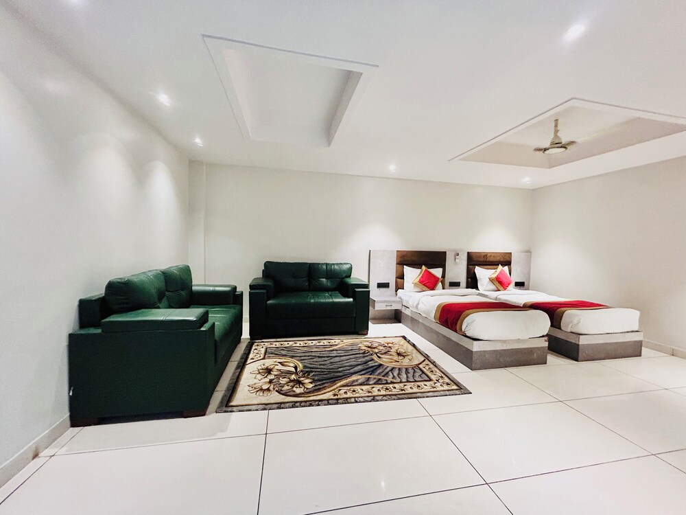 hotel kamakhya inn