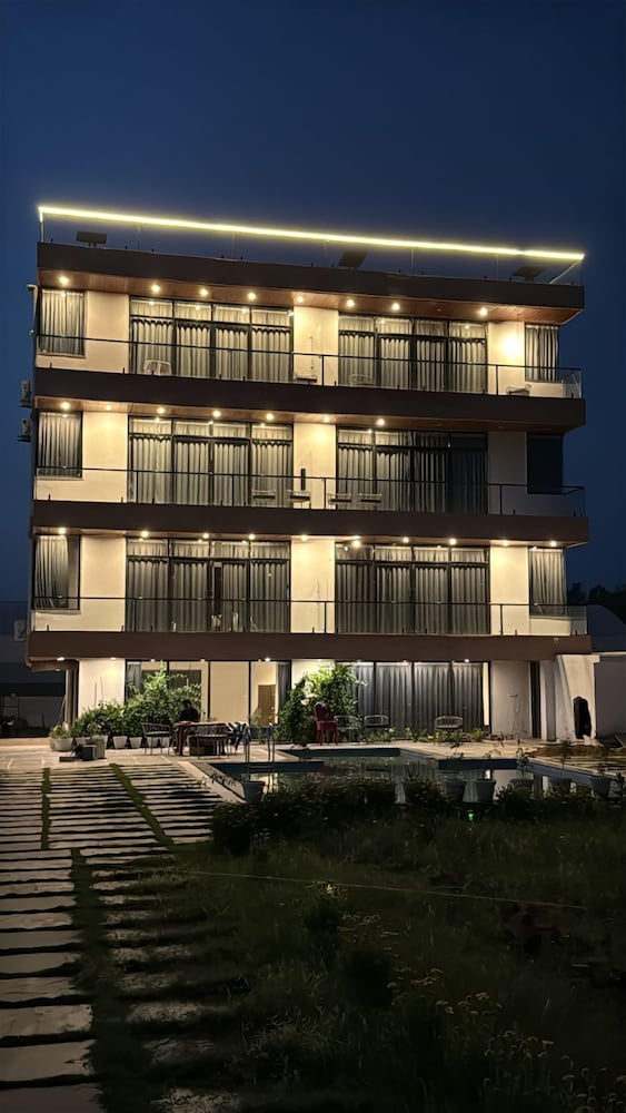 aryston hotel udaipur