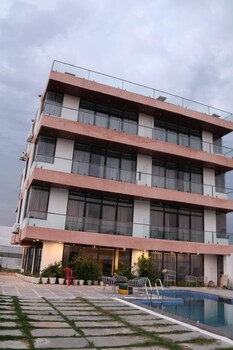 aryston hotel udaipur