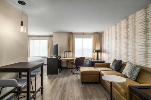 residence inn by marriott navarre waterfront