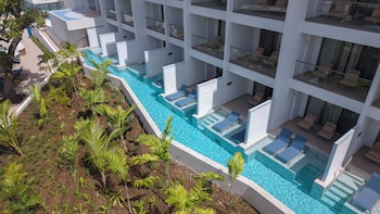 royalton vessence barbados adults only