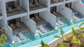 royalton vessence barbados adults only