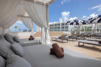 royalton vessence barbados adults only