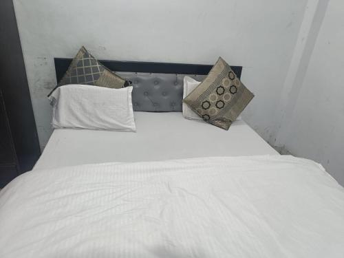 Hotel Downtown,,3 star