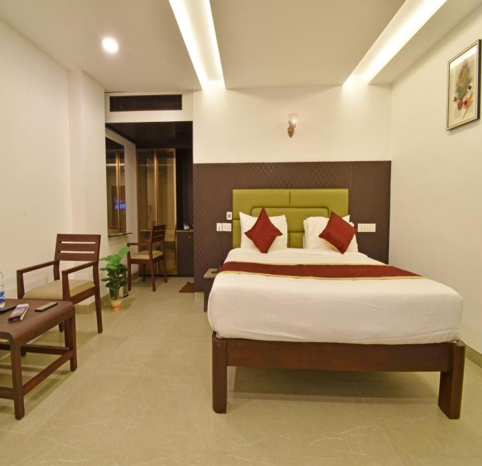 a k g hotel
