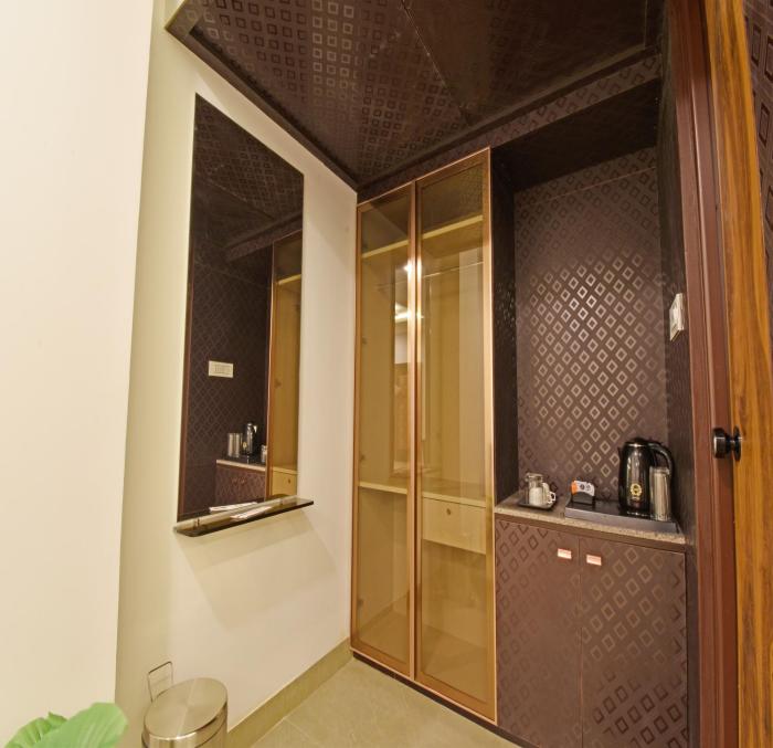 a k g hotel