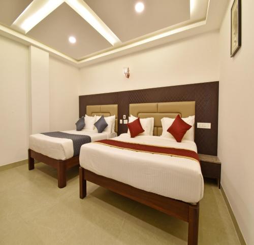 a k g hotel