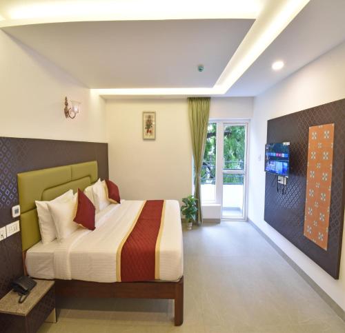 a k g hotel