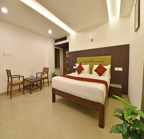 a k g hotel