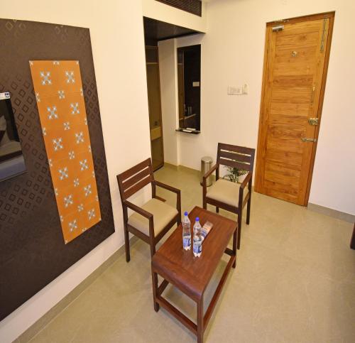 a k g hotel