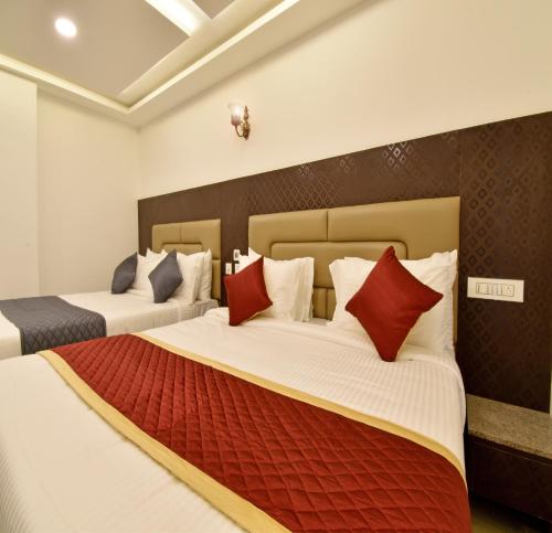 a k g hotel