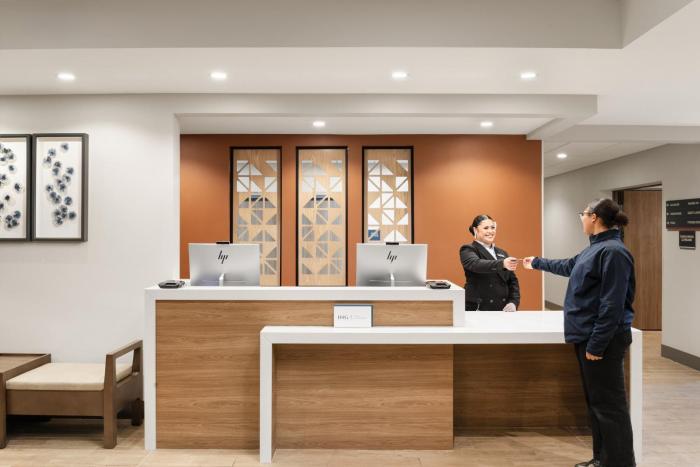 candlewood suites anchorage midtown by ihg