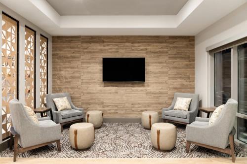 candlewood suites anchorage midtown by ihg