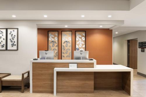 candlewood suites anchorage midtown by ihg