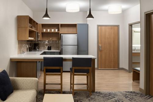 candlewood suites anchorage midtown by ihg