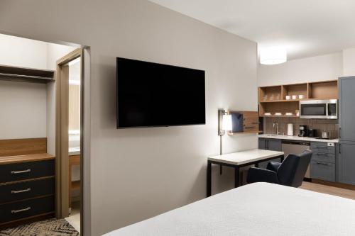 candlewood suites anchorage midtown by ihg