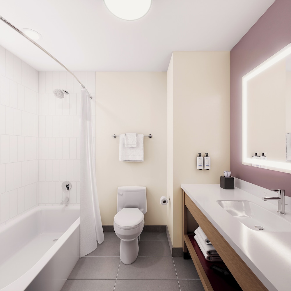 holiday inn express and suites anchorage midtown by ihg
