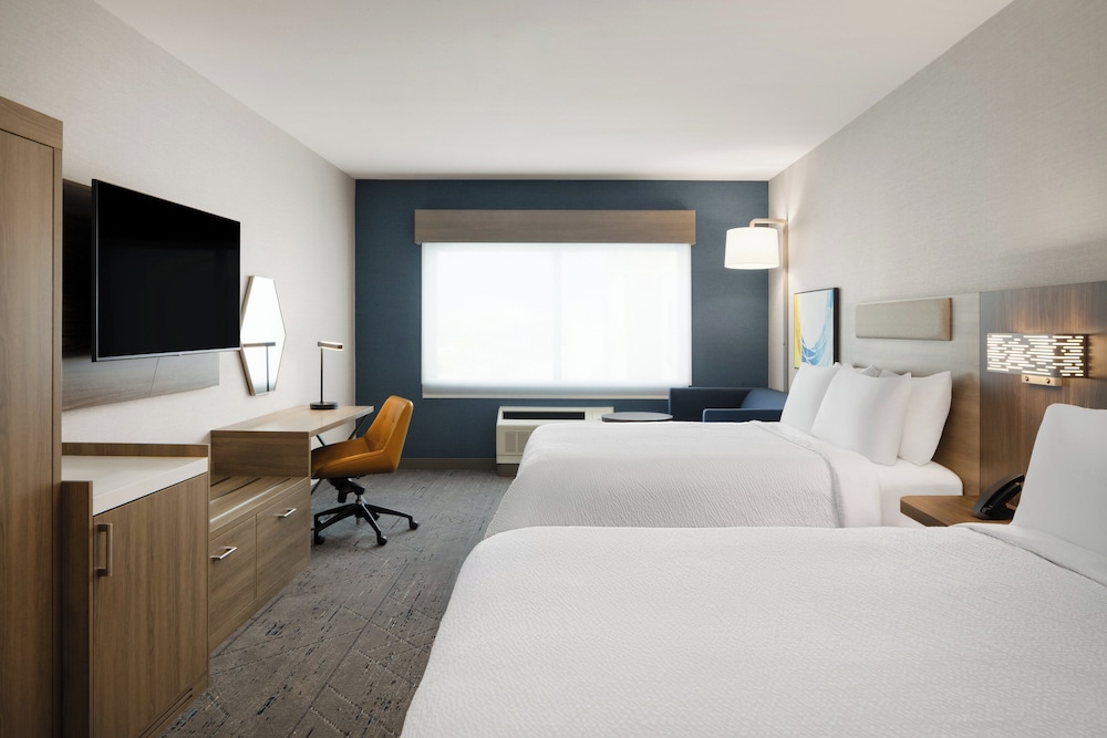 holiday inn express and suites anchorage midtown by ihg