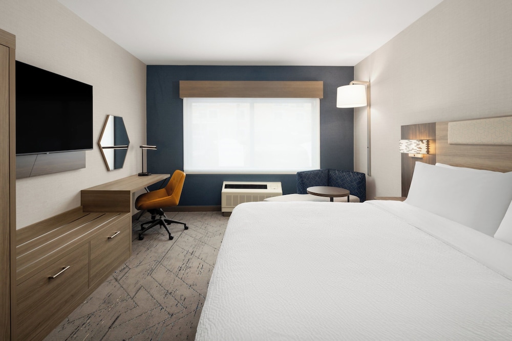 holiday inn express and suites anchorage midtown by ihg