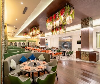 Pravasa Hotel Vijayapura,,3 star