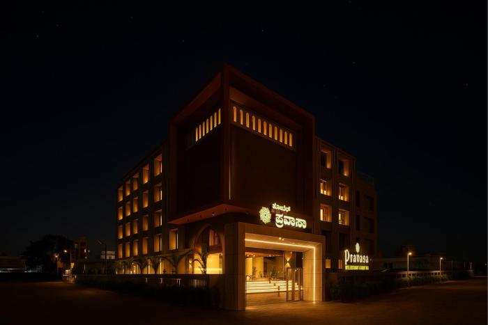 pravasa hotel vijayapura