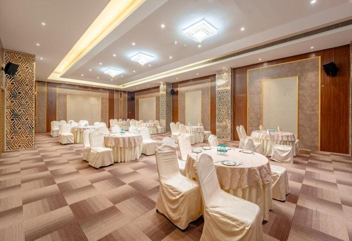 pravasa hotel vijayapura