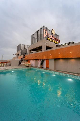 pravasa hotel vijayapura
