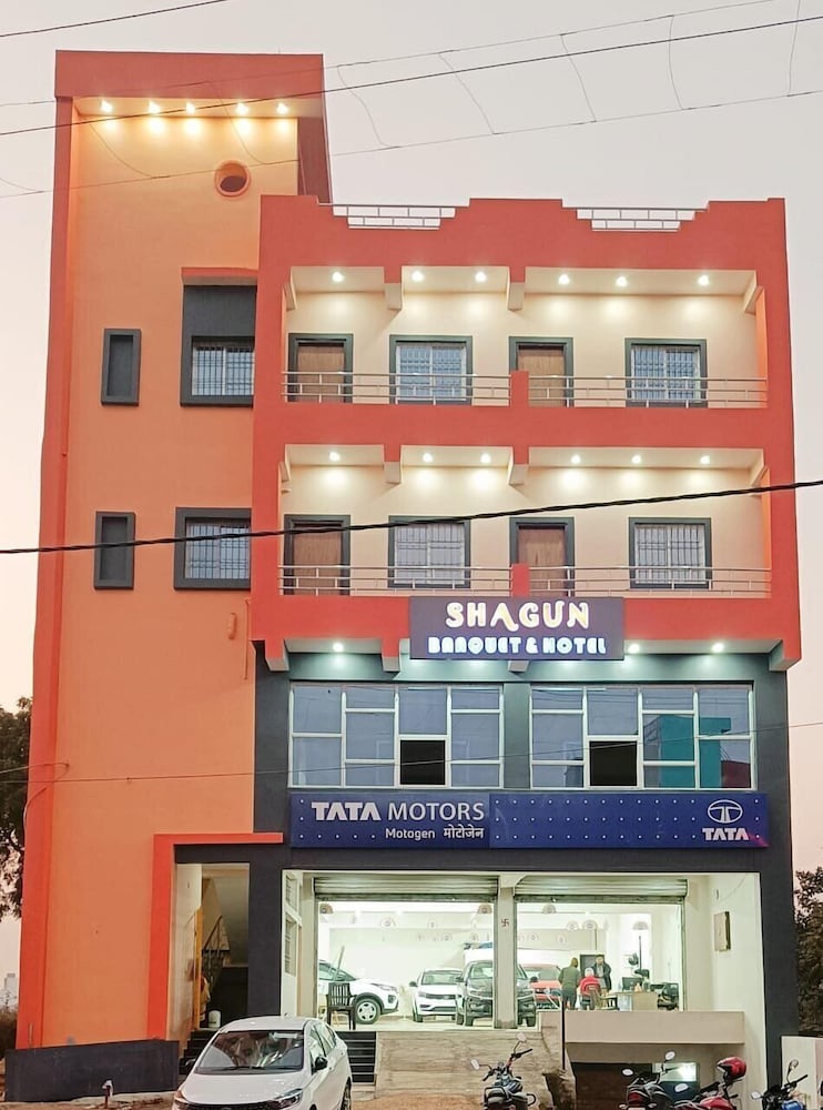 shagun banquet and hotel