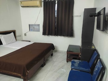 narmada new residency lodge