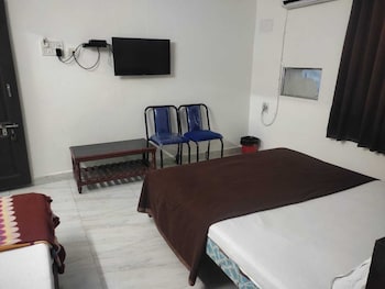 narmada new residency lodge