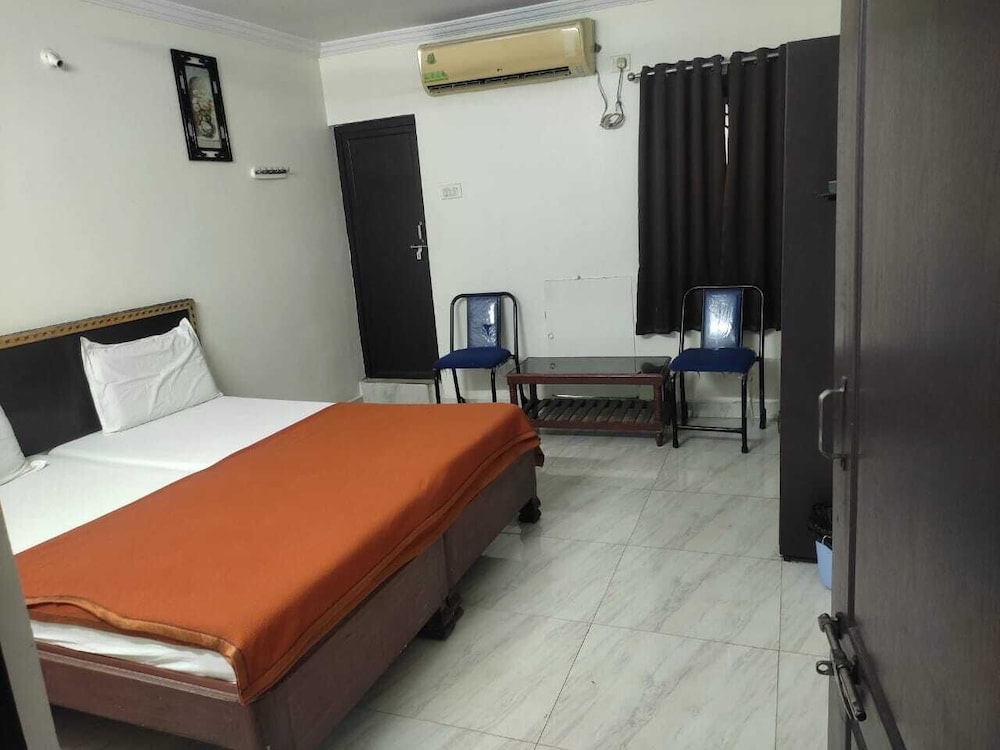 narmada new residency lodge