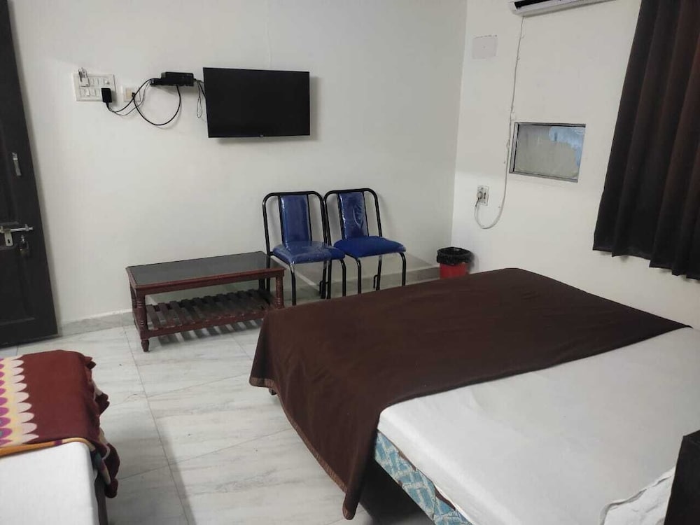 narmada new residency lodge