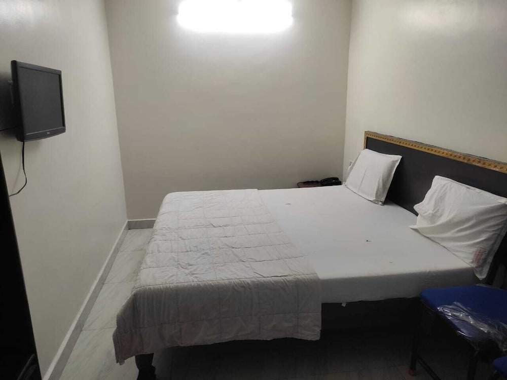 narmada new residency lodge