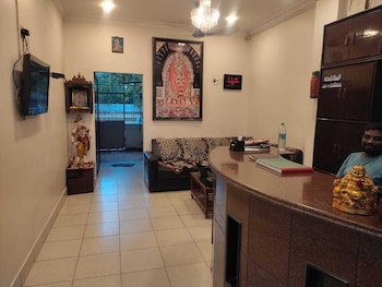 Narmada New Residency Lodge,,3 star