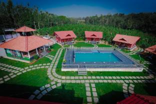 Mountain Peak Resort,,2 star