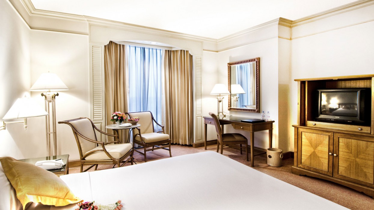 montien riverside hotel bangkok