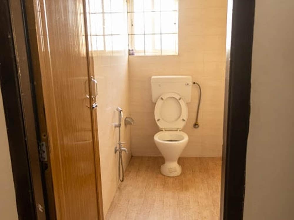 malini homes food and lodging