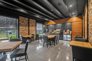 cobblestone hotel and suites waukesha