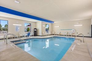 cobblestone hotel and suites waukesha