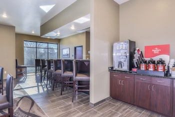 cobblestone hotel and suites waukesha