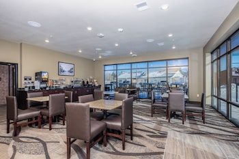 cobblestone hotel and suites waukesha