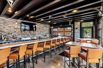 cobblestone hotel and suites waukesha