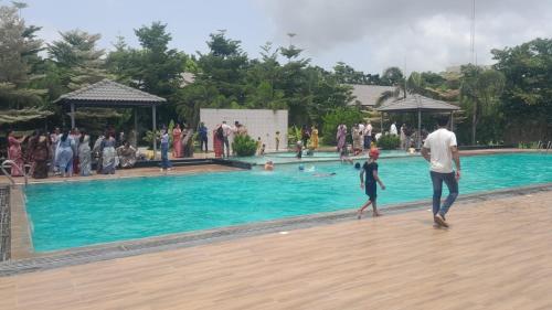 kammeta greens resort