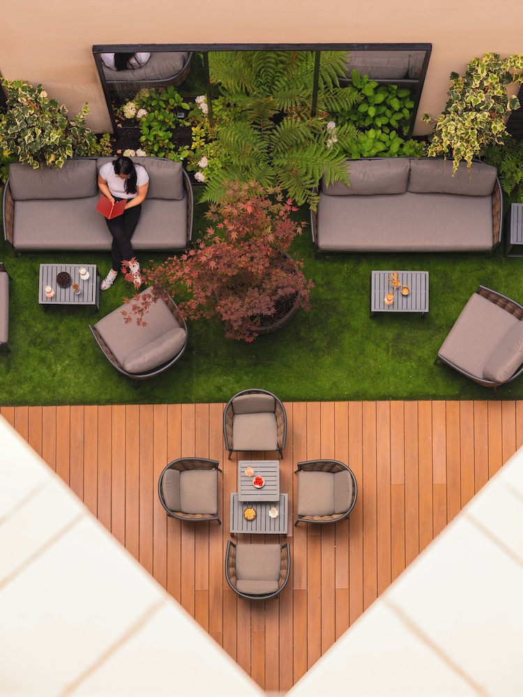hotel barnett paris