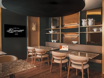hotel barnett paris