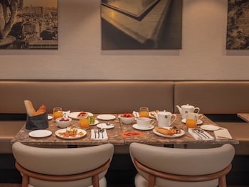 hotel barnett paris